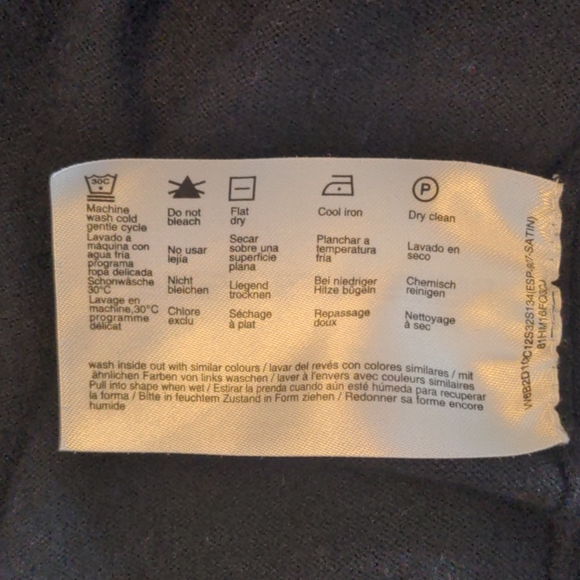 Black Short Sleeve Sweater Dress - Picture 8 of 8